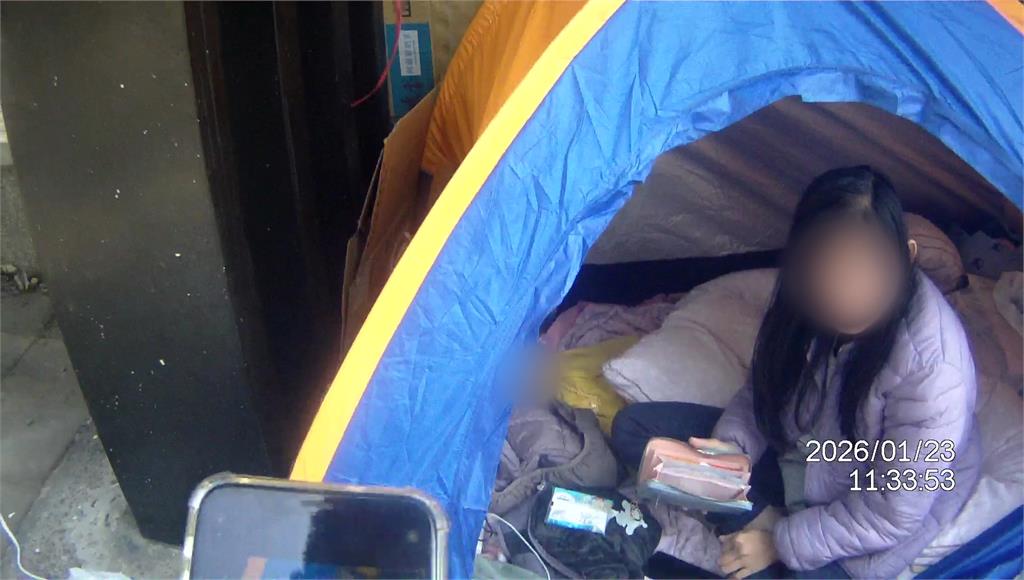 沒錢繳房租被趕...寒流來襲台中父母帶1歲兒在公園搭帳篷被通報