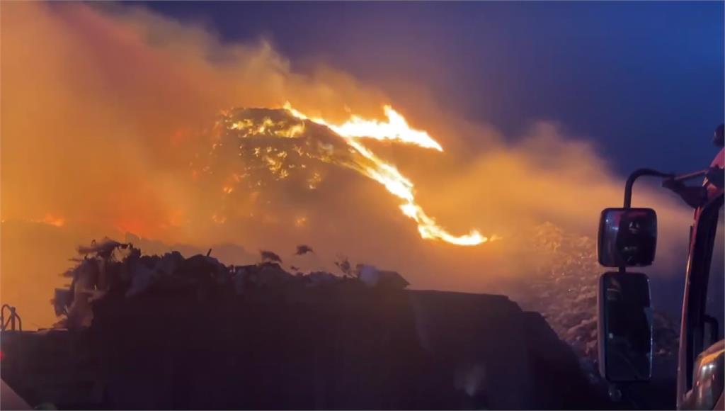 花蓮垃圾掩埋場「又」陷火海！ 濃煙竄天惡臭撲鼻 居民苦不堪言