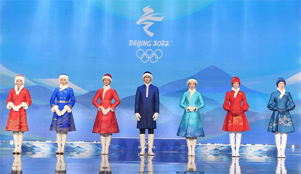 北京冬奧公布頒獎典禮服裝。圖／翻攝自北京冬奧官網