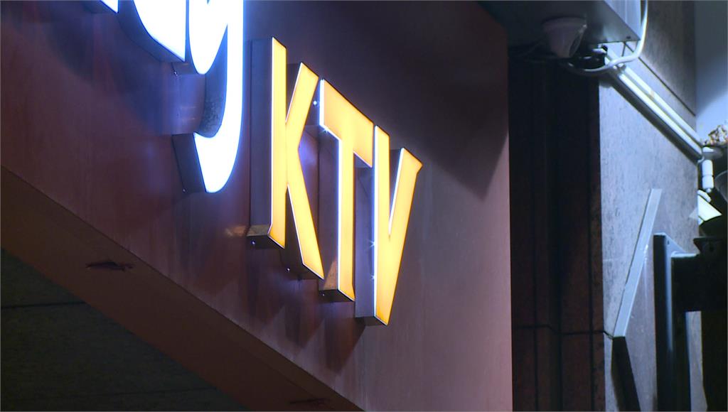 5日晚間，新北15家KTV搶先復業。圖／台視新聞