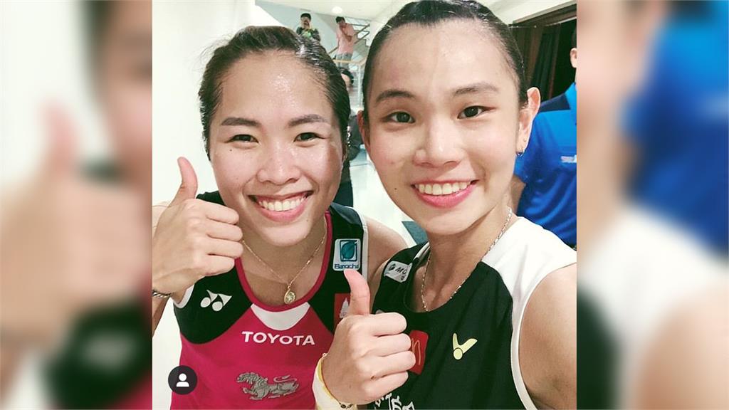 世界球后戴資穎（右）、泰國一姊依瑟儂（左）。圖／翻攝自Instagram@ratchanokmay