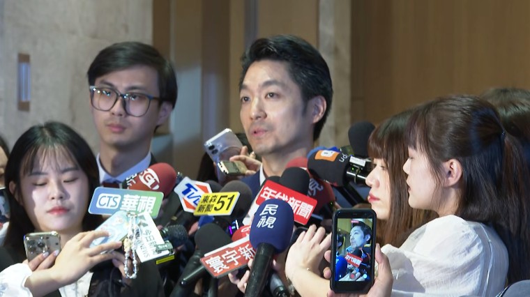 辯論會喬不定！蔣萬安鬆口會辦第二場 反問沈伯洋：要我配合你行程？