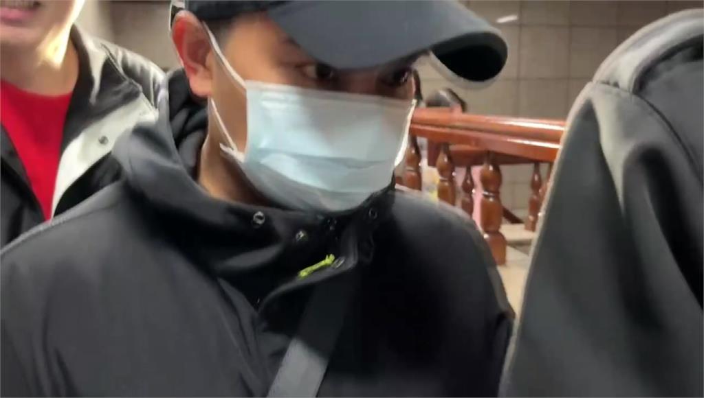 邱軍酒駕時搭乘同車的女子，被檢方依偽證罪起訴，求刑1年。圖／台視新聞（資料畫面）