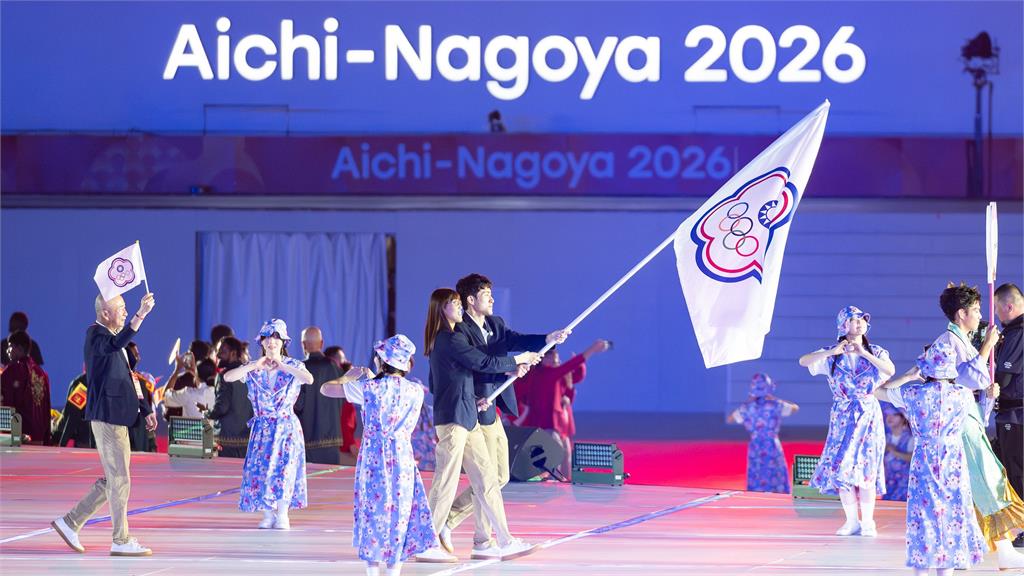 亞運／開幕式黃筱雯、張煥宜率台灣代表團進場 李洋場邊觀禮