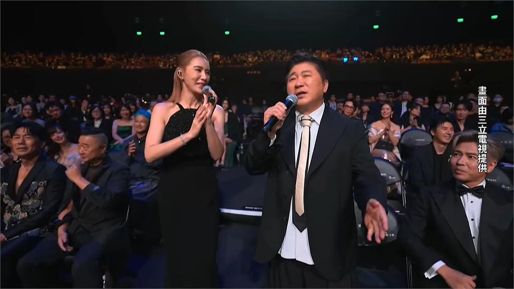 金鐘61／老爸胡瓜想學羅時豐唱跳...遭小禎急打斷 曾國城開金嗓還改詞