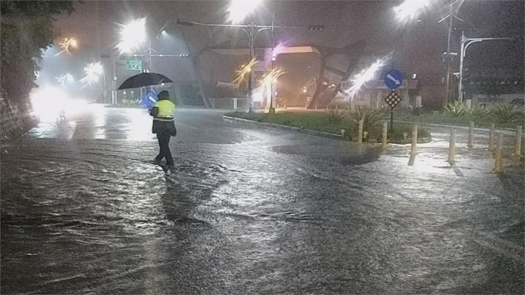 雨炸宜蘭！24小時累積雨量破400毫米 山區傳坍...