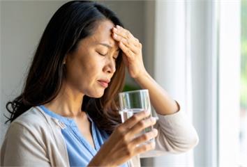 更年期「4大魔王」曝！專家示警：1症狀常被忽略 ...