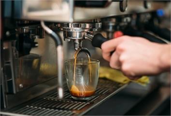 喝咖啡益心血管健康　「滴漏、熱水煮、濾壓壺」哪種...