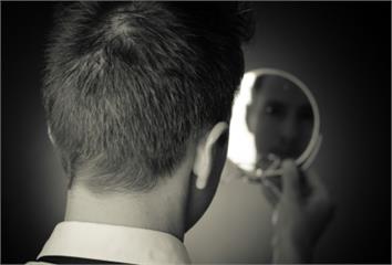 高處墜落臉部粉碎性骨折！醫1治療法重建五官 工人...