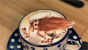 高雄3D咖啡拉花暴紅 「小強」圖案太逼真網友崩潰