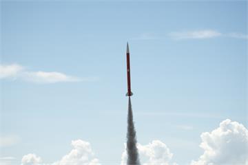 台灣盃火箭競賽屏東旭海登場　青年逐夢太空、創新能...