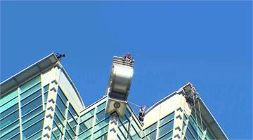 霍諾德徒手攀101逼近攻頂！已爬過89樓觀景台 ...