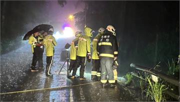 高雄桃源一家5口墜谷！搜救人員尋獲「第2具遺體」...