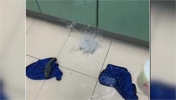 下班時段大雷雨炸高屏！多處街道積水成小溪 住家排...