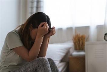 莫名情緒低落？專家曝：可能是「這3類藥」影響心情...