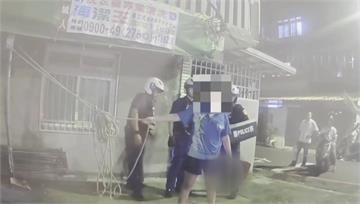 土地所有權糾紛害「理智斷線」 土城婦持刀上街揮舞...