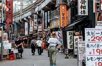 日本免稅制度改「先付後退」 擬2026年4月上路