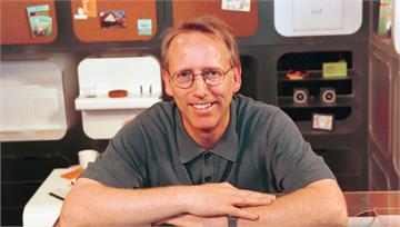 知名漫畫《呆伯特》創作者亞當斯辭世 享壽68歲