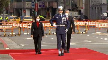 巴拉圭總統阿布鐸再度來台國是訪問 蔡總統隆重軍禮...