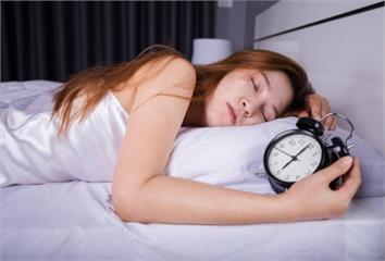 營養師揭「早睡減脂法」關鍵  瘦得快又不復胖