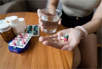 止痛藥越吃越沒效？藥師解密3大類止痛藥差異　吃錯...