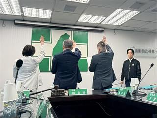 萬年總召交棒！賴清德感謝柯建銘25年付出：留下深厚民主基礎