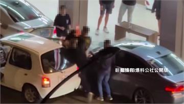 疑欠20萬工程款！男看夜景遭強擄 大街死命掙扎求...