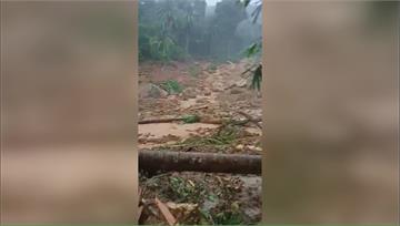 印尼離島爆發土石流！數十人遭活埋 災區通訊、網路...