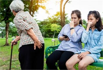 為什麼聞自己的屁不覺得臭？研究給出答案  還可能...