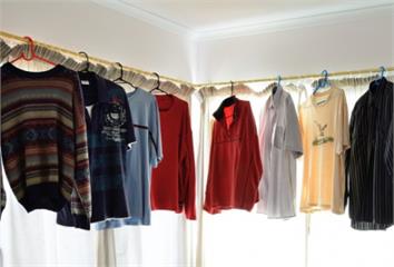 冬天外套、帽T難曬乾？專家授「1晾法」乾超快 網...