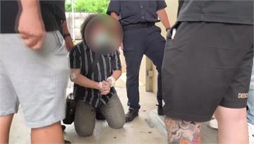 愛女搭計程車遇劫...家屬們氣炸毆打違規司機怒喊...