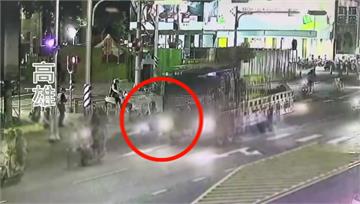 21歲咖啡界新星遭輾亡！ 肇事司機殯儀館下跪求原...