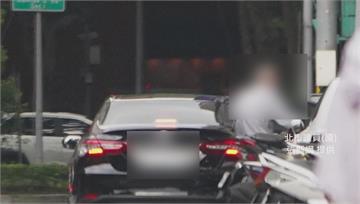 公務車沒了！田秋堇怨「下雨叫無計程車」挨轟巨嬰 ...