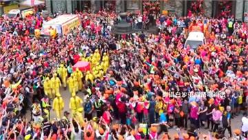 白沙屯媽祖從受天宮起駕 翻山越嶺朝彰化田中前進