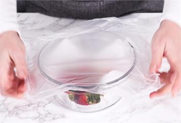 保鮮膜包食物直接加熱？醫揭風險 這4習慣很多人都...