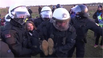 聲援德反煤礦擴建示威 瑞典環保少女被捕