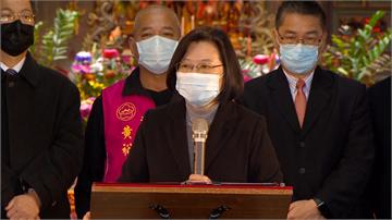 宜蘭宮廟參拜 總統籲國人面對疫情不可鬆懈