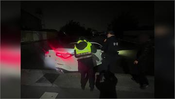 載女同事回家 跟著導航走下一秒「插秧式」栽進田裡