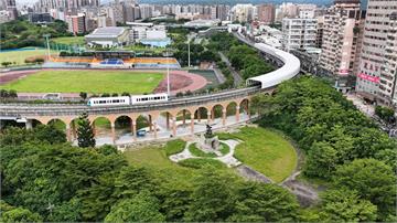三鶯線進度破9成 29列車全數就位拚測試