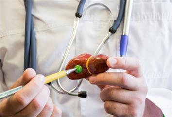 31歲女腹痛竟揪出罕見胰臟腫瘤！1方法成功切除 ...