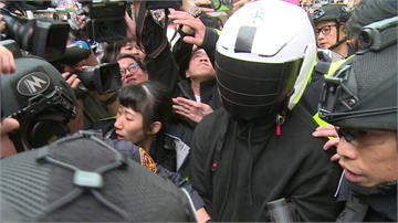 蒙面匪搶中信銀槍口抵經理「狂搬千萬錢磚」行員趁機...