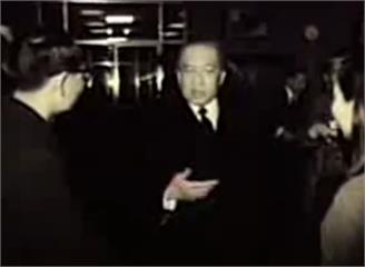 1971年01月05日 時任聯合國常任代劉鍇返回...
