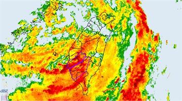 中南部8縣市雷雨持續轟炸！ 吳德榮曝「大量降水才...