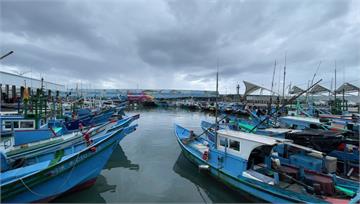 馬鞍颱風環流影響 富岡漁港船員考量安全2天不出海