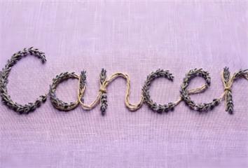 癌症不只治療更要顧心！3成癌友靠藥撐情緒.心理照護成關鍵缺口