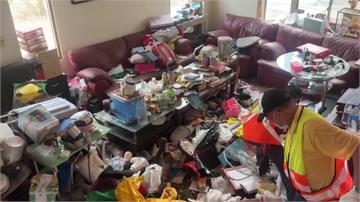 4樓透天厝堆滿回收物出動近50人清理 鄰居驚呼：...