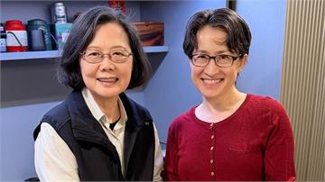 蔡英文邀蕭美琴除夕圍爐！曬年夜飯合照喊「飯撒」掀...