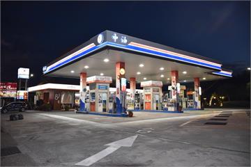 加油要快！ 明起國內汽、柴油各調漲0.4元