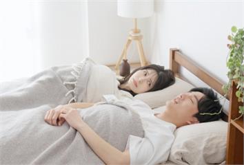 睡覺打呼超大聲？醫曝「5原因」害的  有些人恐呼吸中止