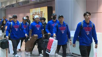 WBC／台灣英雄回來了！大批球迷熬夜等待 李洋親接機